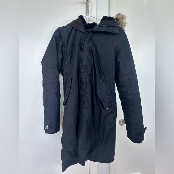 TNA Aritzia Jacket size small - Picture 1 of 2
